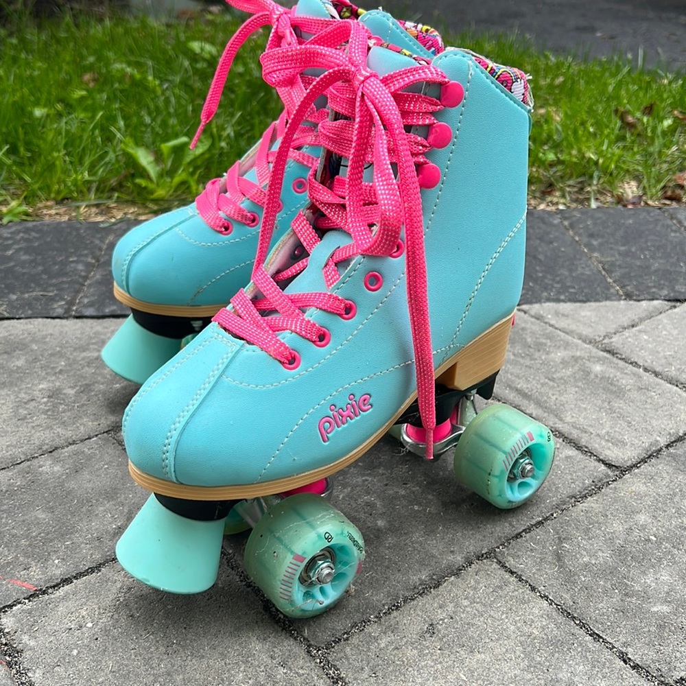 Kids roller skates